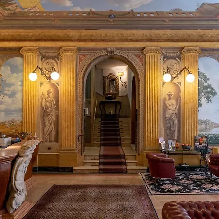 Colomba D'oro Hotel